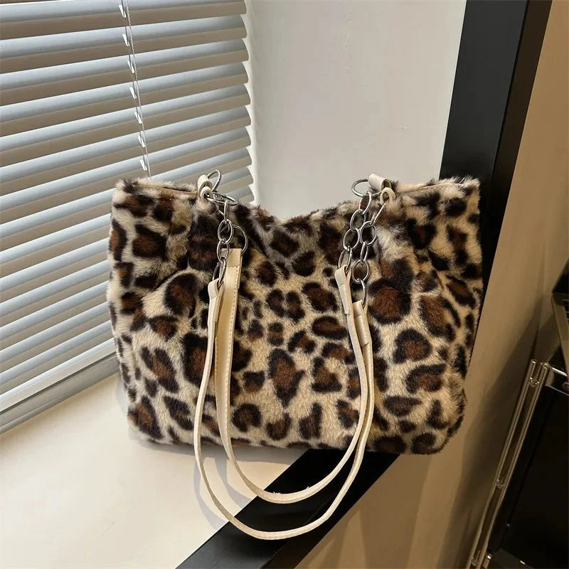 Versatile simple large-capacity bag 2025 new autumn and winter tide fashion leopard print plush tote bag atmospheric fluff shoul ZipCute Bags Store