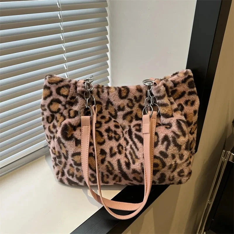Versatile simple large-capacity bag 2025 new autumn and winter tide fashion leopard print plush tote bag atmospheric fluff shoul ZipCute Bags Store